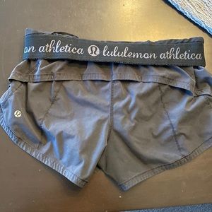 Lululemon running shorts size 6